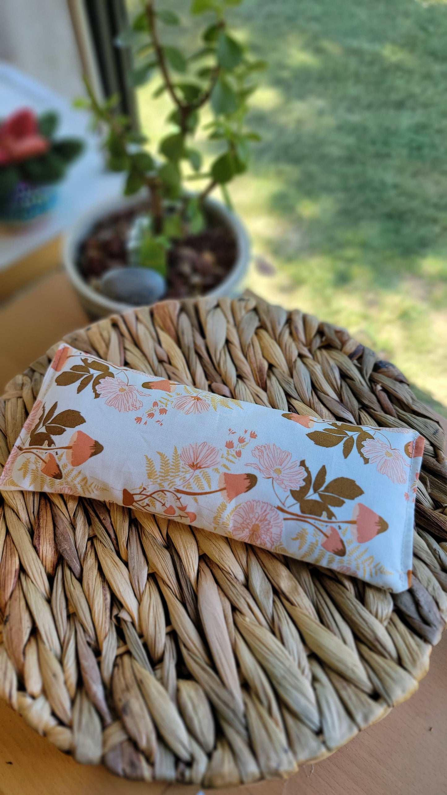 Aromatherapy Hot/Cold Weighted Eye Pillow - Soothing Patterns: Lavender and Peppermint / Rice and Flaxseed Mix / Olive Dragonflies